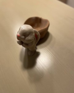 Easter Bunny Pulling The Bag 2 400x300